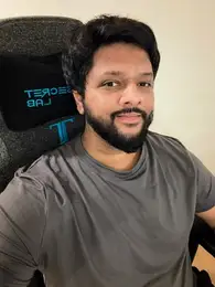 Mr Ejaz — IB Chemistry tutor Singapore